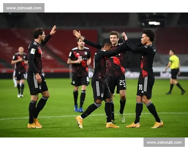 科隆官宣 1000 万欧签 21 岁新星中卫 范登伯格加盟德甲劲旅